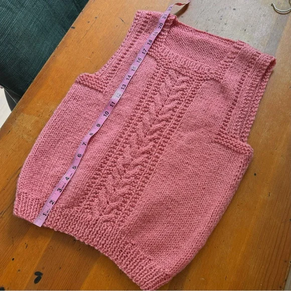 Vintage Hand-Knit Crocheted Pink Sweater Vest Size Small Cottagecore - Picture 5 of 5